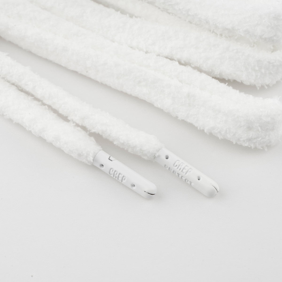 CREP LACES FUZZY - WHITE